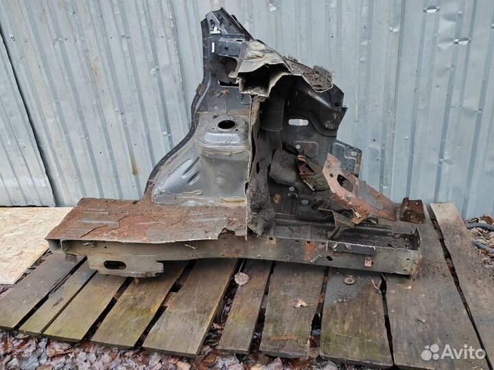 Лонжерон передний левый Ford Transit 2006-2013