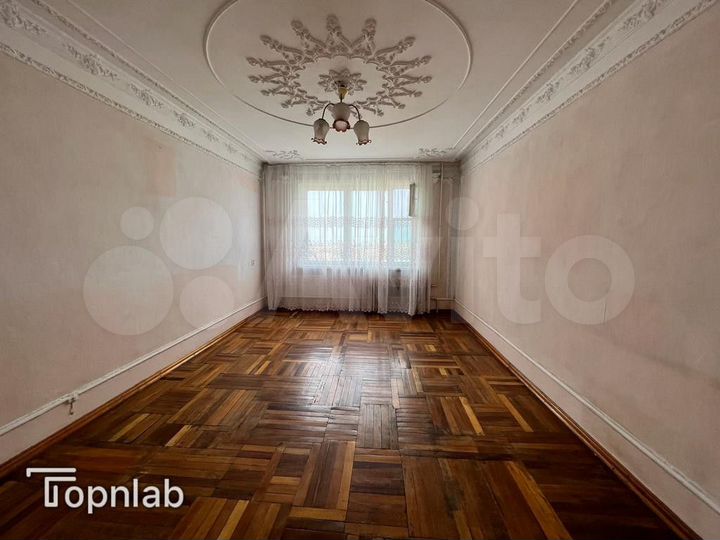 3-к. квартира, 78 м², 8/10 эт.