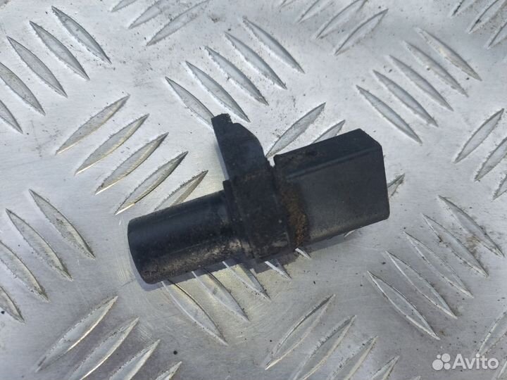 Датчик положения распредвала BMW