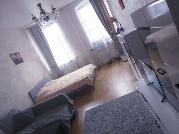 Комната 28 м² в 7-к., 4/4 эт.