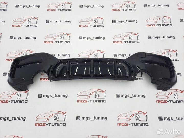 Диффузор BMW 1 F20 M-Performance 1x1 черный глянец