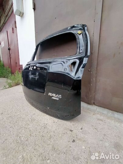 Крышка багажника Toyota rav4 40