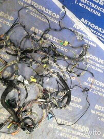 Проводка салона Citroen C4 купе NFU 2005