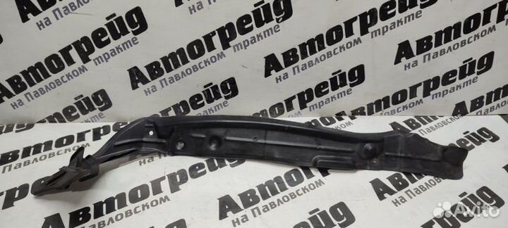 Уплотнитель крыла передний левый Audi Q7 4LB BAR