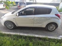 Hyundai i20 1.3 MT, 2010, 180 000 км, с пробегом, цена 555 000 руб.