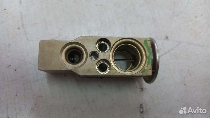 Клапан испарителя Peugeot 607