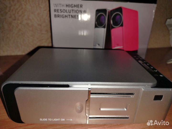 Проектор unic