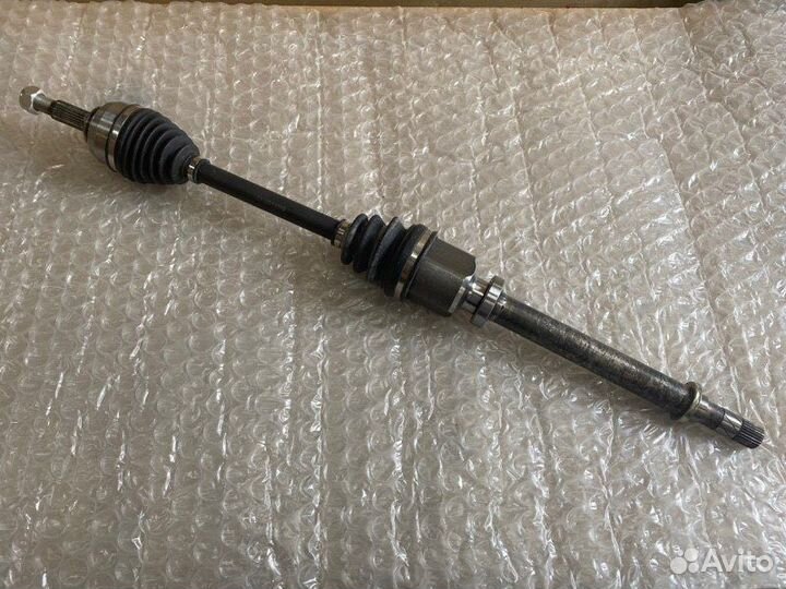 Привод в сборе правый Renault Logan 2004 - 2016