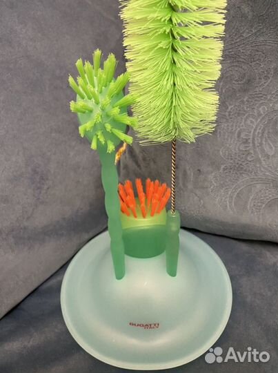 Набор щеток для чистки новый