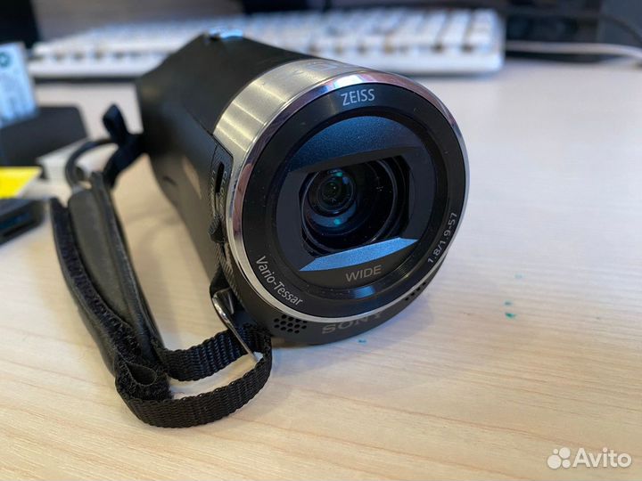 Видеокамера Sony HDR-CX405