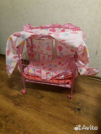 Кроватка для кукол