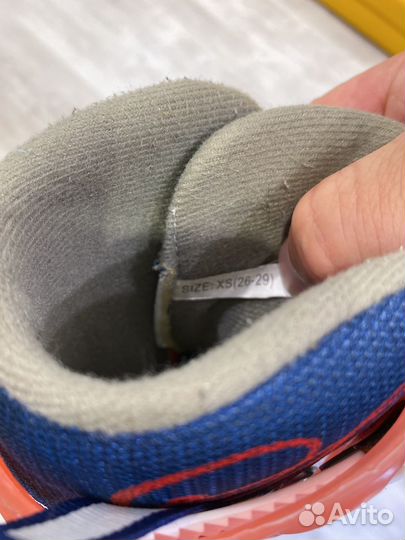 Хоккейные коньки (размер 26-29)