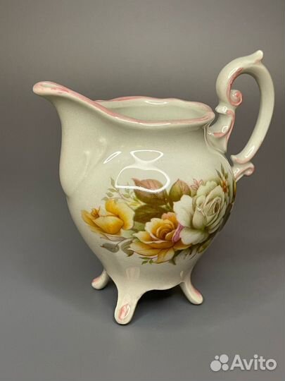 Молочник на лапках Италия