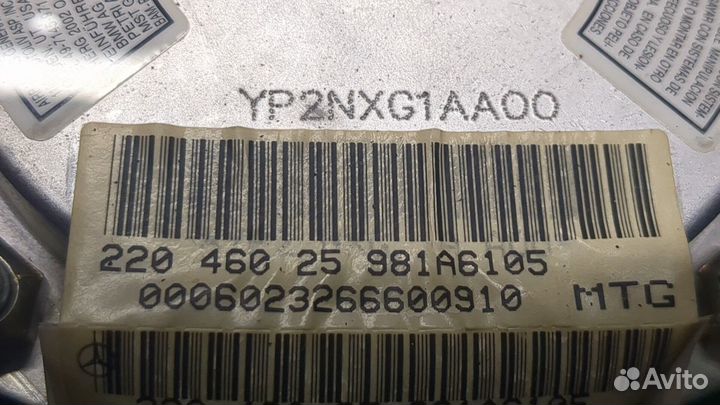 Подушка безопасности водителя Mercedes S W220, 2003