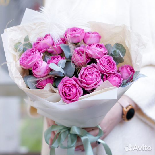 Букет из пионов/пионовидной розы