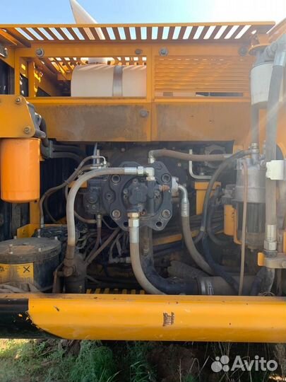Гусеничный экскаватор JCB JS 240LC, 2013