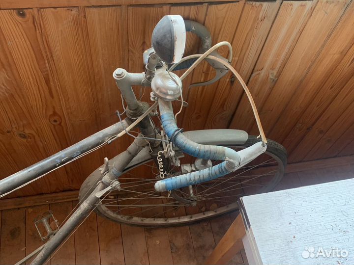 Велосипед дорожный на 8 скоростей