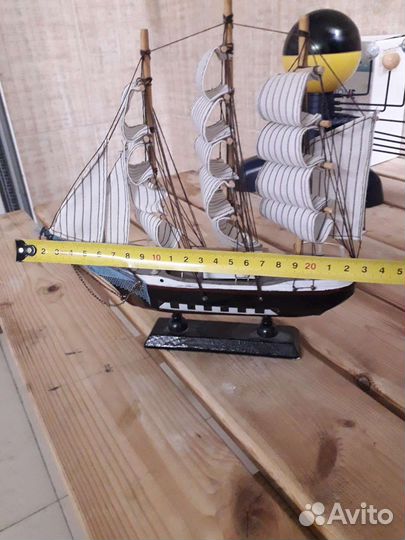 Корабль сувенирный
