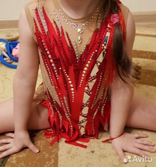 Купальник для художественной гимнастики