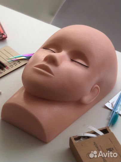 Манекен для наращивания ресниц