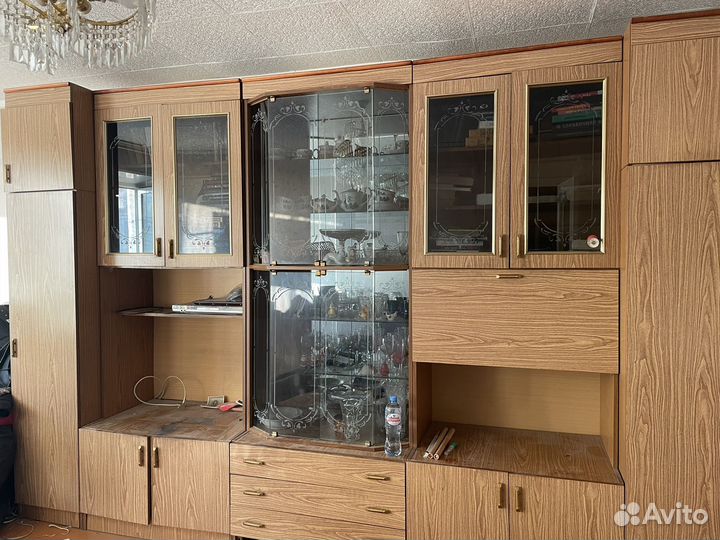 Стенка в гостиную со шкафом