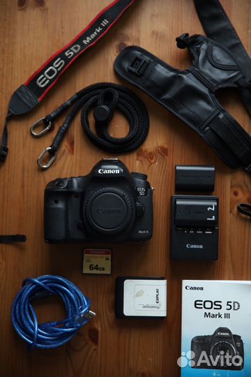 Зеркальный фотоаппарат canon 5D mark iii