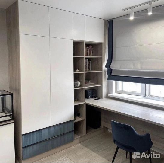 Рабочая зона у окна