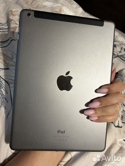 Apple iPad Air 64Gb Wi-Fi + Cellular MD793RU/A