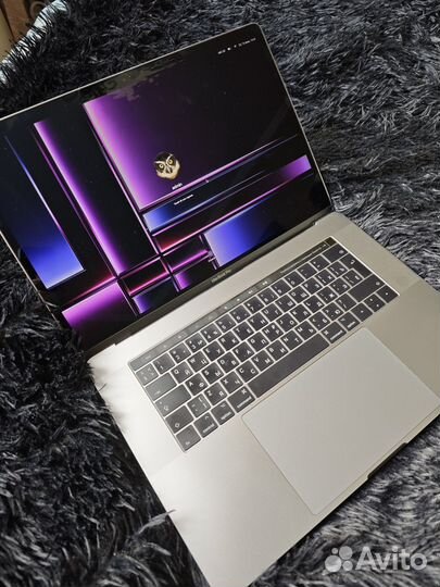 Apple macbook pro 15 2017