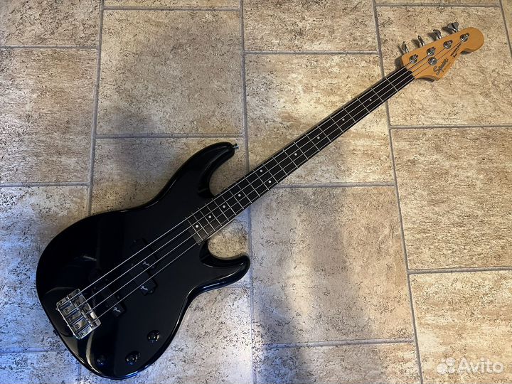 Бас гитара Fender Squier Precision Bass SPJ-39