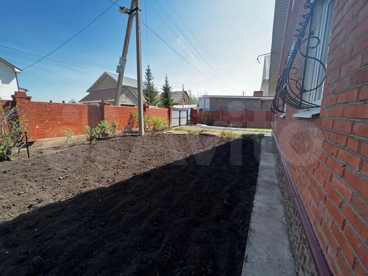 Дом 161,5 м² на участке 12,7 сот.