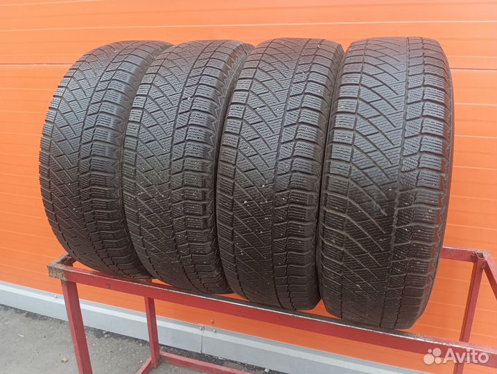Continental ContiVikingContact 6 225/65 R17 102T