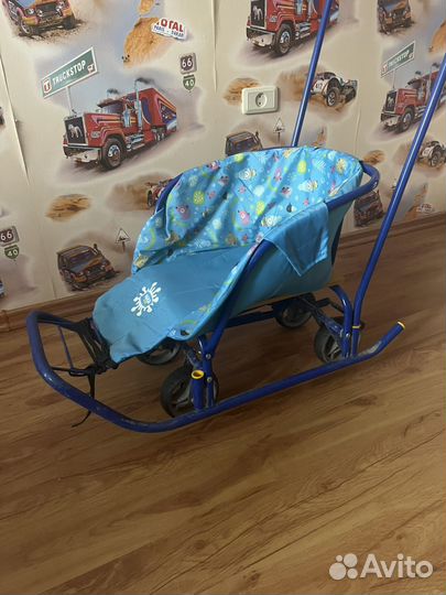 Санки детские с выдвижными колесами