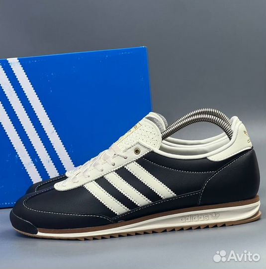 Новинка Adidas SL 72 Core Black Leather