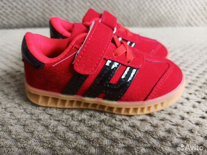 Новые кроссовки