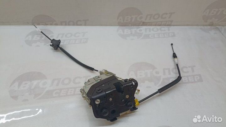 Замок двери задний левый Audi A4 B8 cdhb 2010