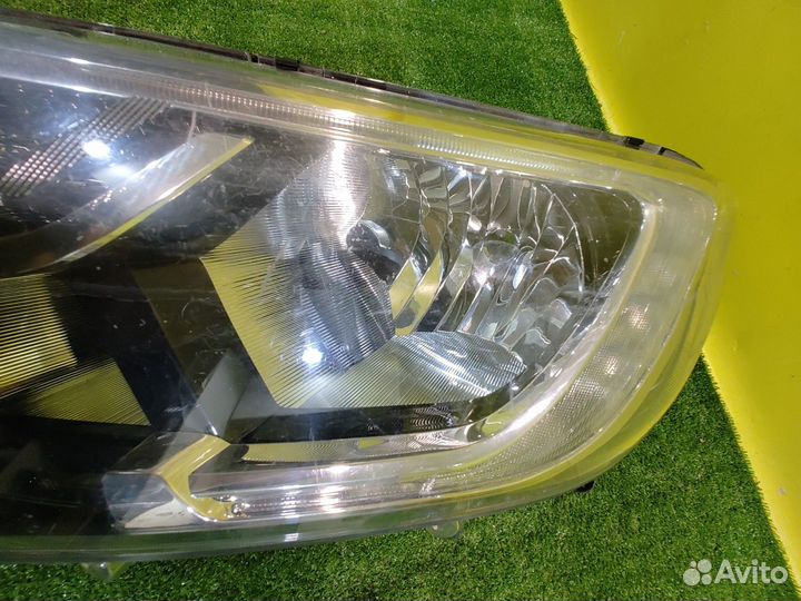 Фара левая Renault Logan II 2018