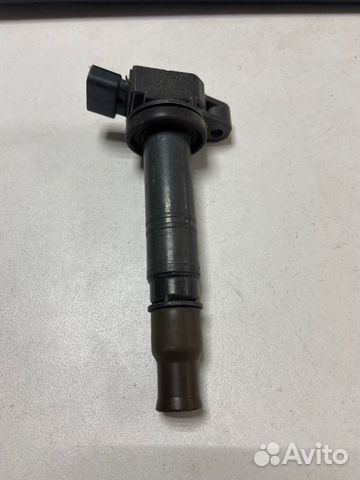 Катушка зажигания Toyota Corolla E12 1.6 2004