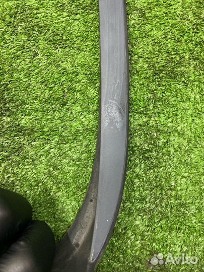 Молдинг лобового стекла левый Bmw 3 E90 N53B30A