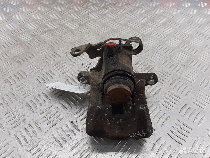 Суппорт задний правый для Volkswagen Passat 5