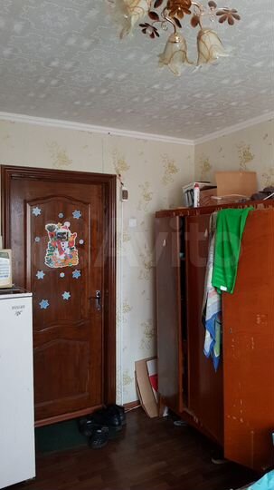 Комната 13 м² в 5-к., 6/9 эт.