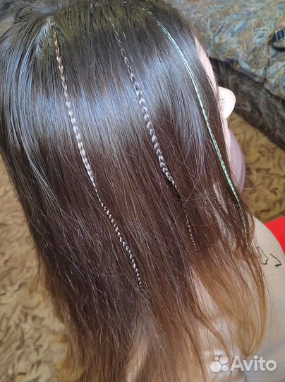 Наращивание перьев в волосы