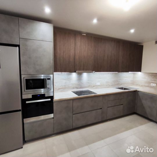 Кухонный гарнитур угловой