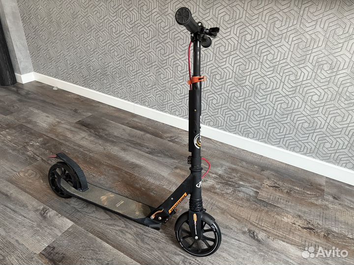 Самокат двухколесный Tech Team Delta 180