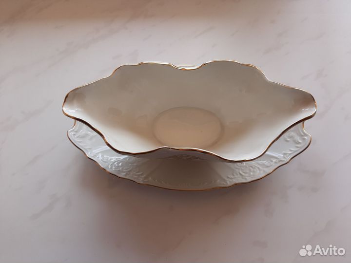 Соусник фарфоровый