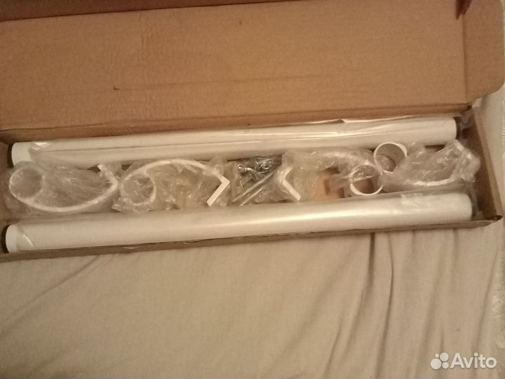 Две ручки для пластиковых дверей