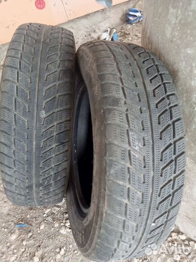 Bridgestone Blizzak Revo GZ 17.5/65 R14