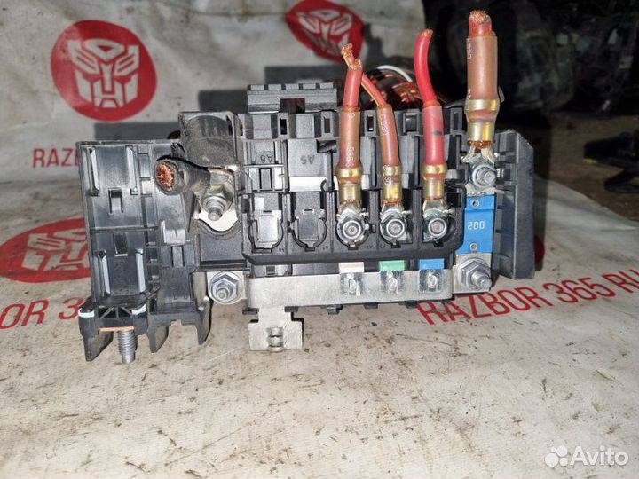 Блок предохранителей Audi A5 8T 2010