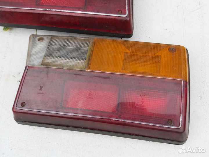 Задние фонари saab 99