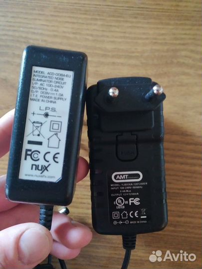 Микрофонный, инструментальный кабель.Блок питания